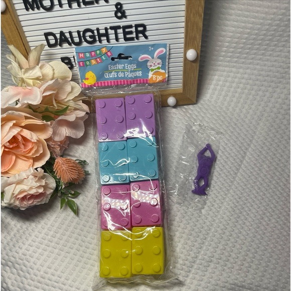 Easter Eggs Building Blocks Set of 8 Create your own Toy, Easter Basket Gift Set - Picture 1 of 3